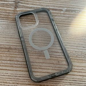 Life proof iPhone 13 Pro Max case